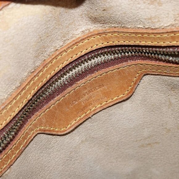 LOUIS VUITTON Monogram Bucket GM Shoulder Bag M42236 LV Auth 142746 - Picture 11 of 16